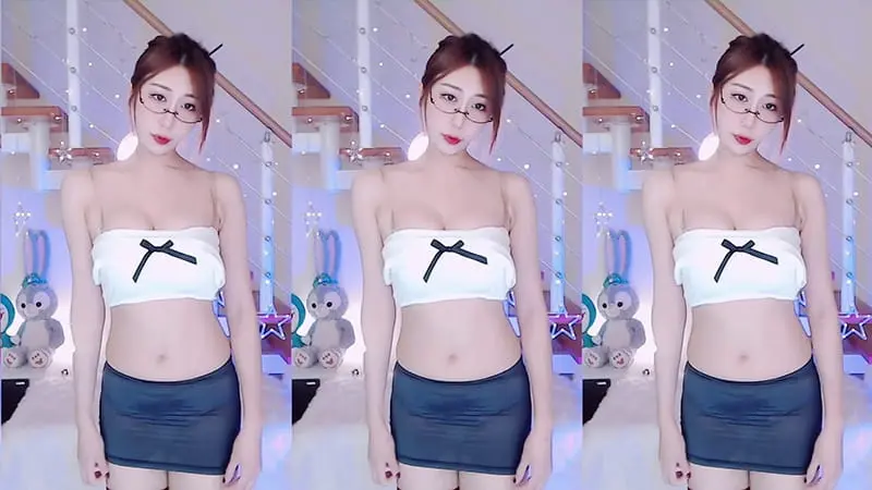 斗鱼主播小麻豆子动感光波抖胸热舞写真视频资源免费下载