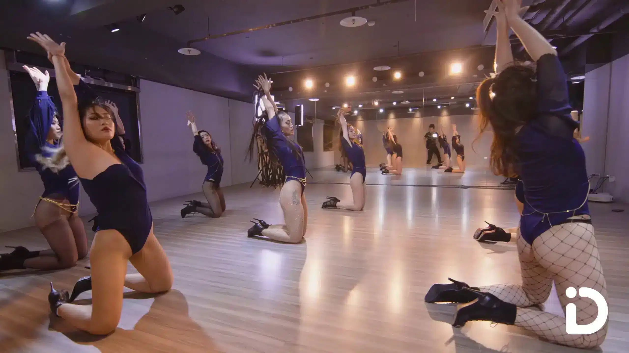 Cici Jan编舞Jade Novah《Cycles》性感热舞视频高清下载 Cici Jan编舞Jade Novah《Cycles》性感热舞视频高清下载